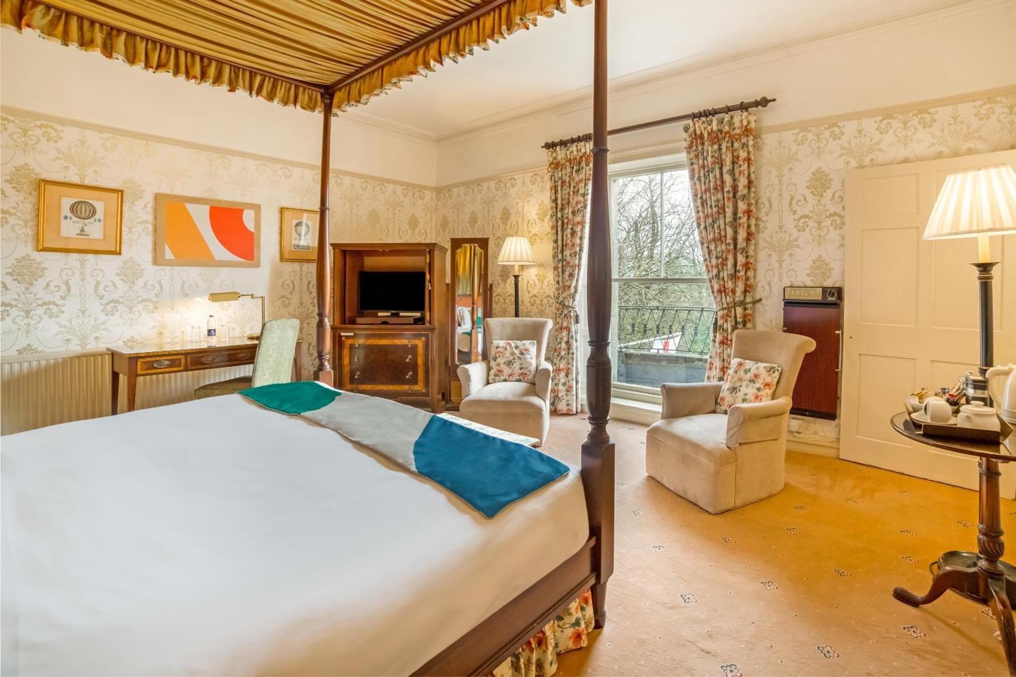 Oyo Bailbrook Lodge, バース エクステリア 写真